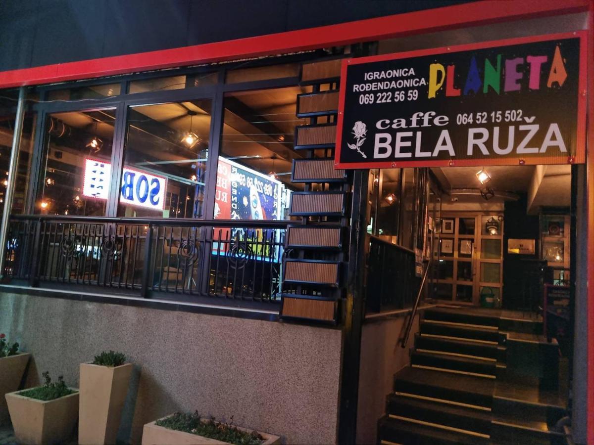 Hotel Bela Ruza Belgrad Exterior foto